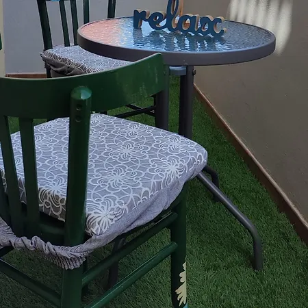 Korona - 200 Mt Dalla Apartment
