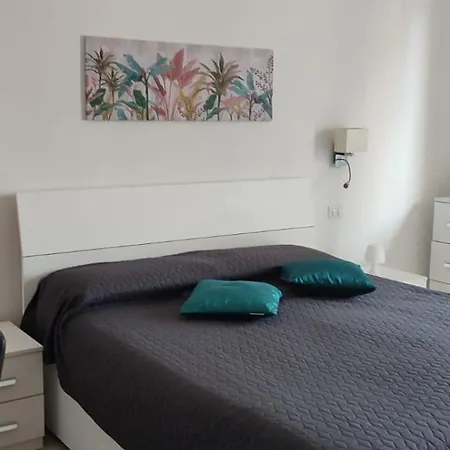 Appartement Korona - 200 Mt Dalla