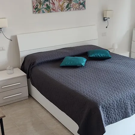 Korona - 200 Mt Dalla Appartement *