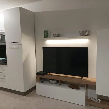 Korona - 200 Mt Dalla Apartment Alghero