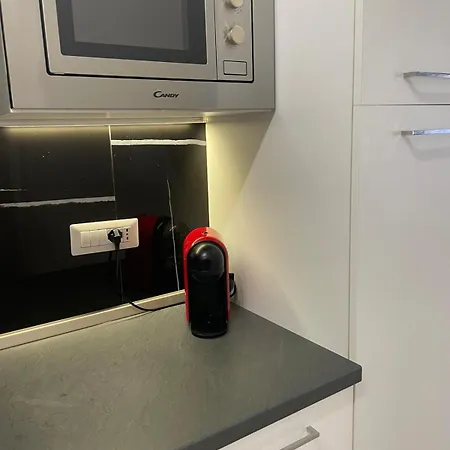 Korona - 200 Mt Dalla Appartement